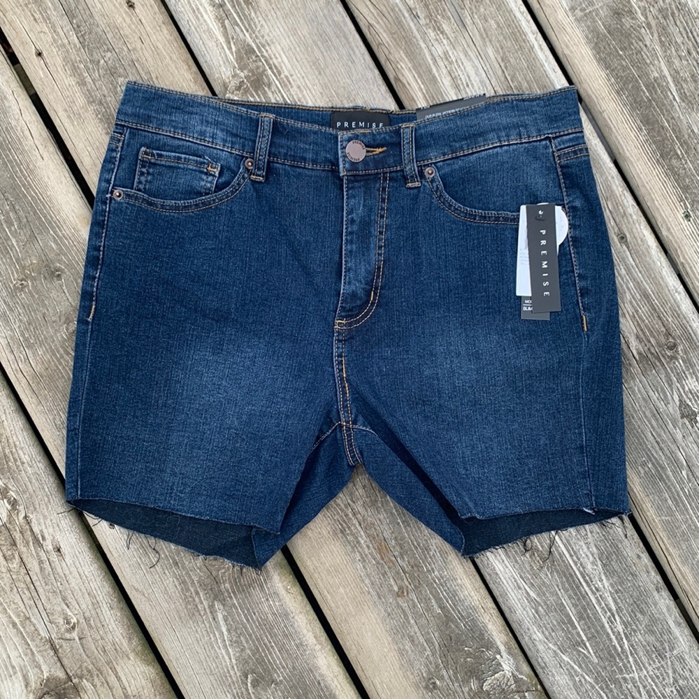 NWT Premise Modern Fit Cut off Style Shorts